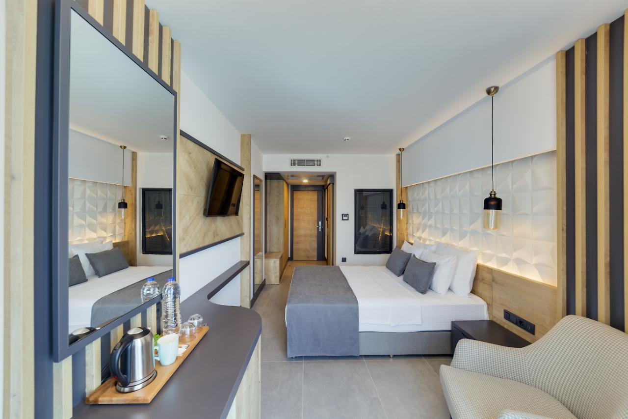 Signature Blue Resort Kusadasi Exterior photo