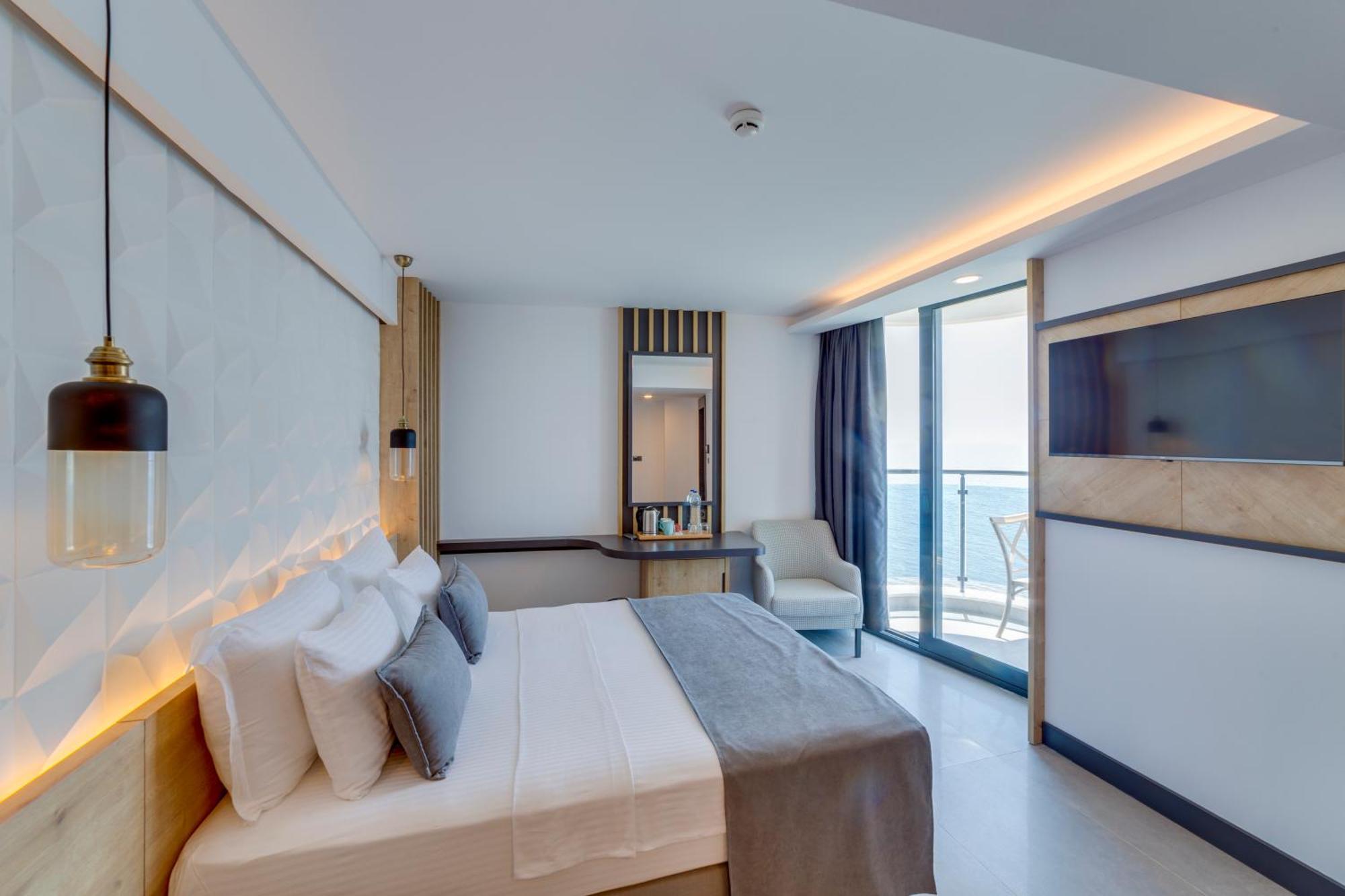 Signature Blue Resort Kusadasi Exterior photo